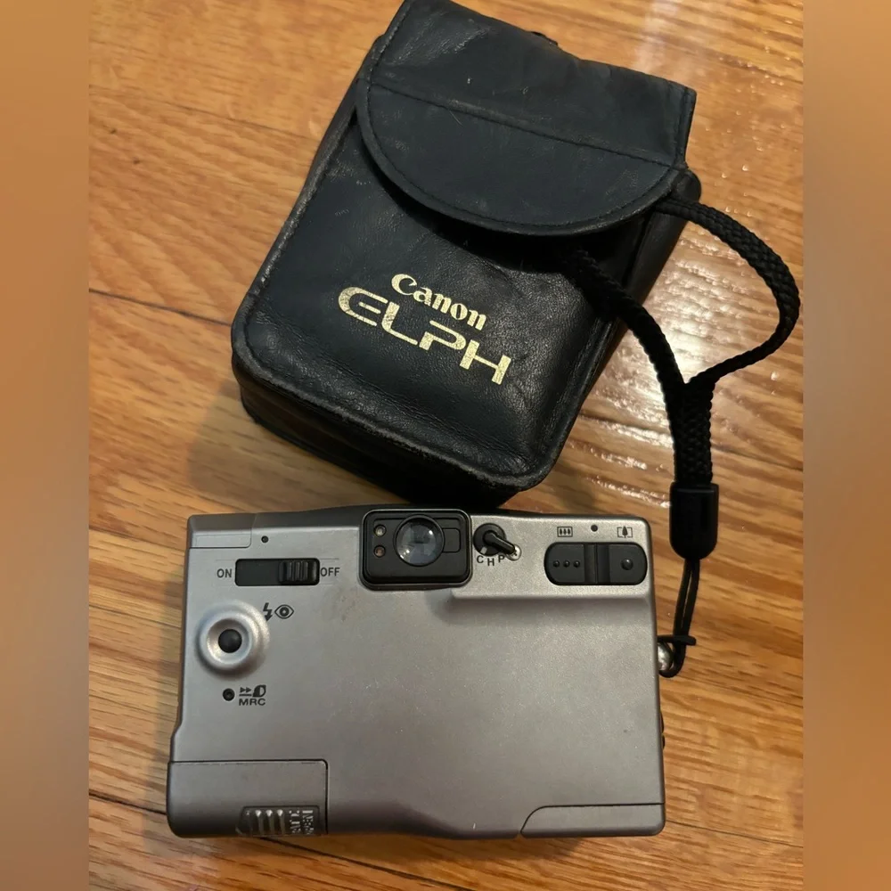 Canon ELPH 370z Point and Shoot APS 35mm Film Camera